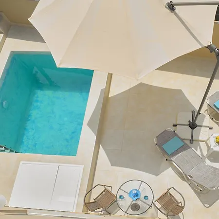 Riverside Loft Apartmán *